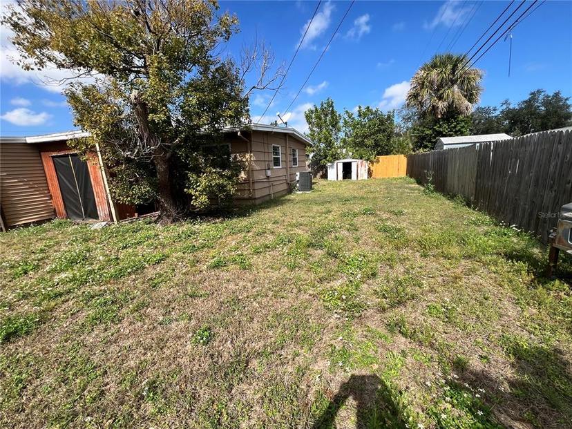 Picture of 7563 Meadowlawn Drive N, St Petersburg FL 33702