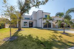 Picture of 4110 W Swann Avenue, Tampa, FL 33609