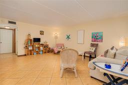 Picture of 400 Oakridge Boulevard Unit 5, Daytona Beach, FL 32118