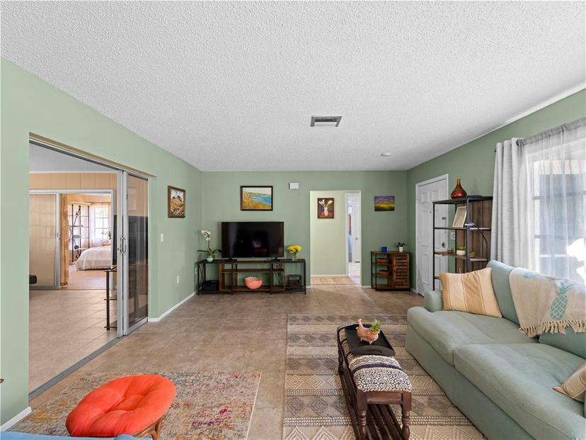 Picture of 1212 Mango Avenue, Venice FL 34285