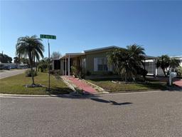 Picture of 308 52Nd Avenue Drive E, Bradenton, FL 34203