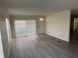 Picture of 308 52Nd Avenue Drive E, Bradenton, FL 34203