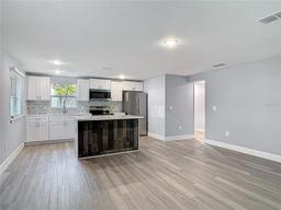 Picture of 1125 E Hubbard Avenue, Deland, FL 32724