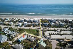 Picture of 923 Locust Street, New Smyrna Beach, FL 32169