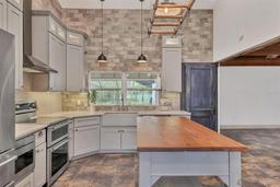 Picture of 3651 Walden Pond Drive, Sarasota, FL 34240