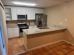 Picture of 5286 Willow Court Unit 505, Orlando, FL 32811