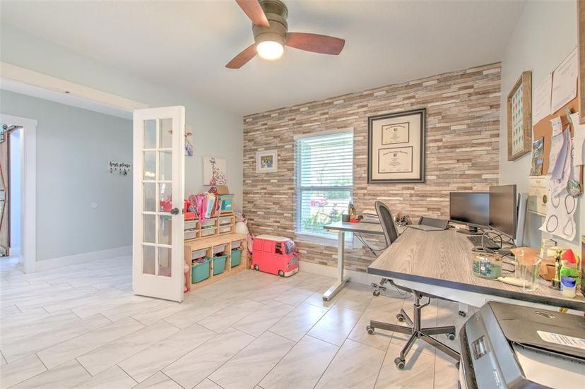 Picture of 4810 Centerbrook Court, Tampa FL 33624
