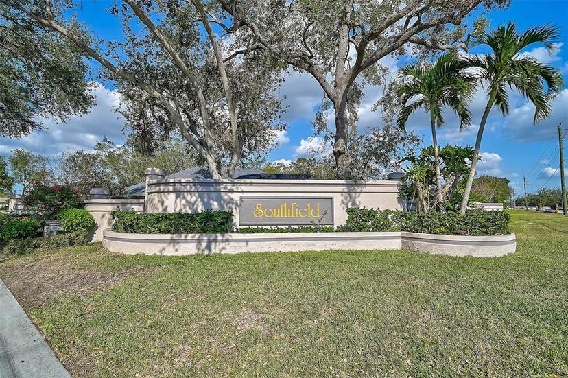 Picture of 4639 Meadowview Circle, Sarasota FL 34233