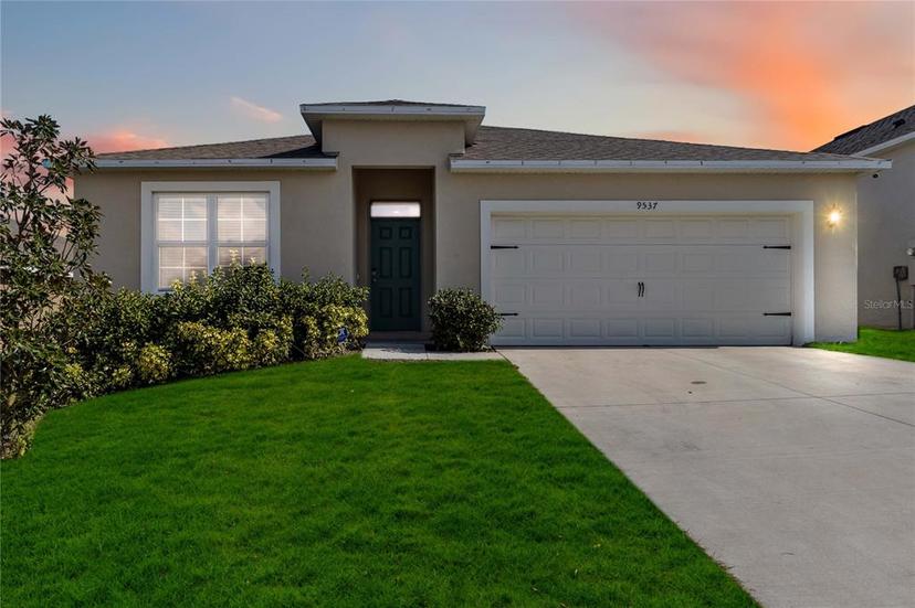 Picture of 9537 Black Walnut Drive, Clermont FL 34715