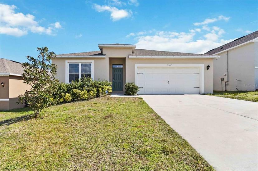 Picture of 9537 Black Walnut Drive, Clermont FL 34715