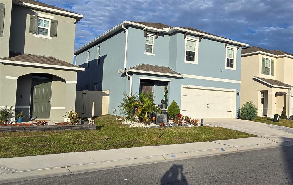 Picture of 1292 Cascades Avenue, Davenport, FL 33837