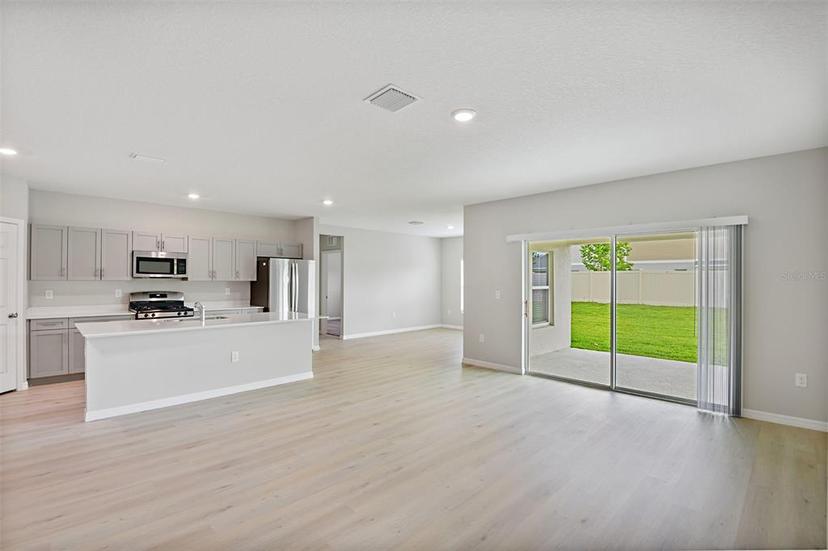 Picture of 2040 Stillview Pass, Zephyrhills FL 33541