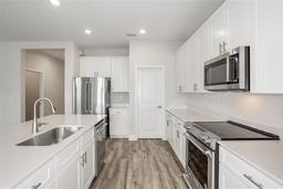 Picture of 12150 Cattleside Drive, Riverview, FL 33579