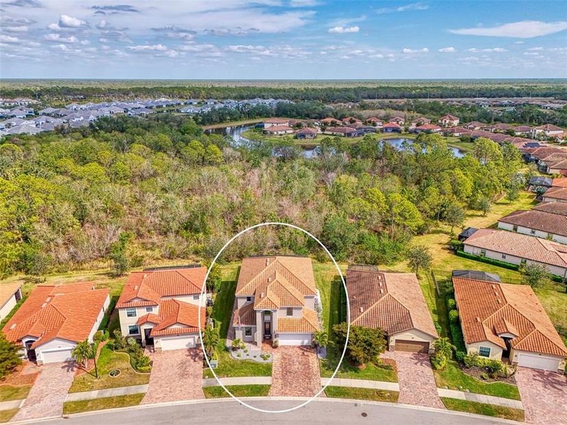 Picture of 12410 Cinqueterre Drive, Venice FL 34293