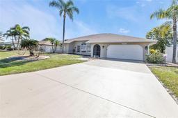 Picture of 27566 Tierra Del Fuego Circle, Punta Gorda, FL 33983