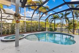 Picture of 537 Fore Drive, Bradenton, FL 34208