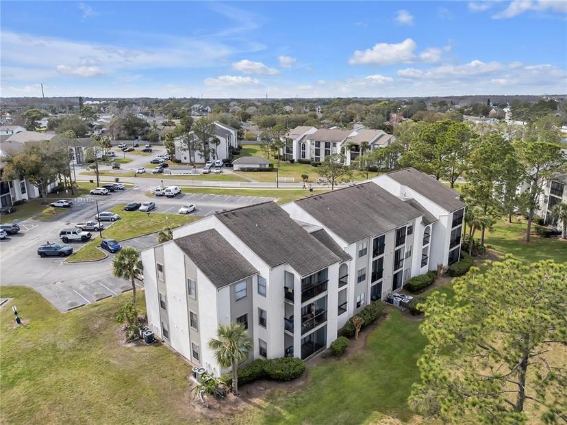 Picture of 2130 Cascades Boulevard Unit 101, Kissimmee FL 34741