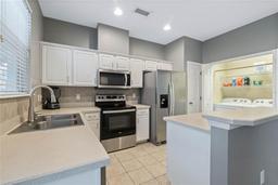 Picture of 8933 Newmarket Drive, Windermere, FL 34786