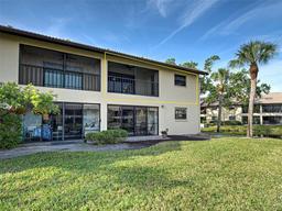 Picture of 345 Three Lakes Lane Unit L, Venice, FL 34285