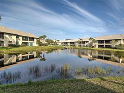 Picture of 345 Three Lakes Lane Unit L, Venice, FL 34285