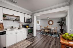 Picture of 921 57Th Avenue N, St Petersburg, FL 33703