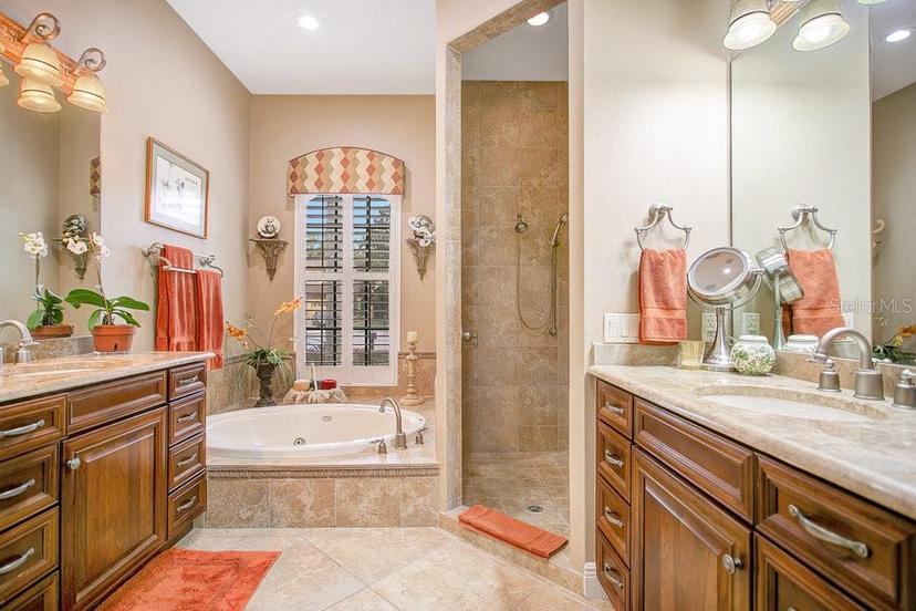 Picture of 210 Laurel Park Court, Winter Park FL 32792