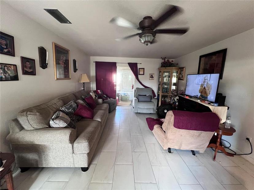 Picture of 710 E Arizona Avenue Unit A, Deland FL 32724