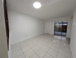 Picture of 5415 Fairwood Way Unit 303, Orlando, FL 32808