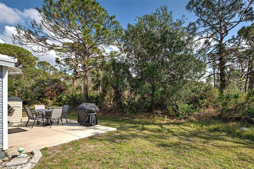 Picture of 200 N Fiji Circle, Englewood FL 34223