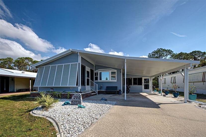 Picture of 200 N Fiji Circle, Englewood FL 34223