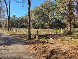 Picture of 6144 Neff Lake Rd, Brooksville, FL 34601