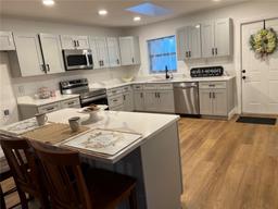 Picture of 2013 Bates Avenue, Eustis, FL 32726