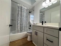 Picture of 2013 Bates Avenue, Eustis, FL 32726