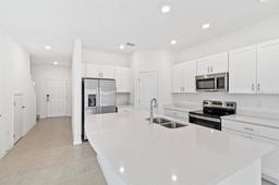 Picture of 185 River Front Way, Edgewater, FL 32141