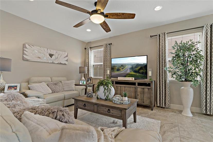 Picture of 10136 Grand Oak Circle, Madeira Beach FL 33708