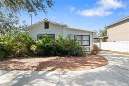 Picture of 6305 S Macdill Avenue, Tampa, FL 33611