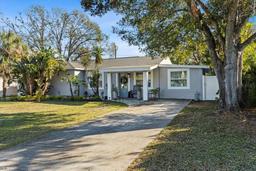 Picture of 4106 W Bay View Avenue, Tampa, FL 33611
