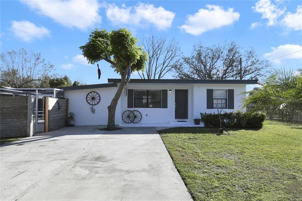 Picture of 1817 Mckeown Avenue, Haines City, FL 33844