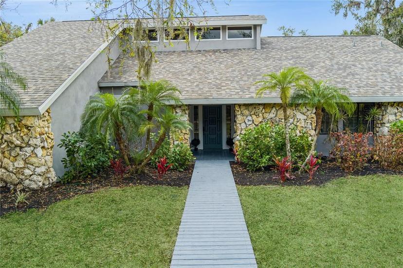 Picture of 4931 Hidden Oaks Trail, Sarasota FL 34232
