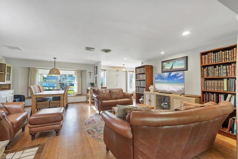 Picture of 4815 Neptune Road, Venice FL 34293