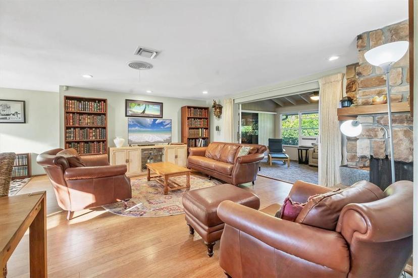Picture of 4815 Neptune Road, Venice FL 34293