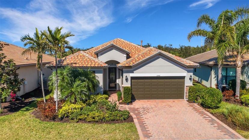 Picture of 5946 Caspian Tern Drive, Sarasota FL 34238