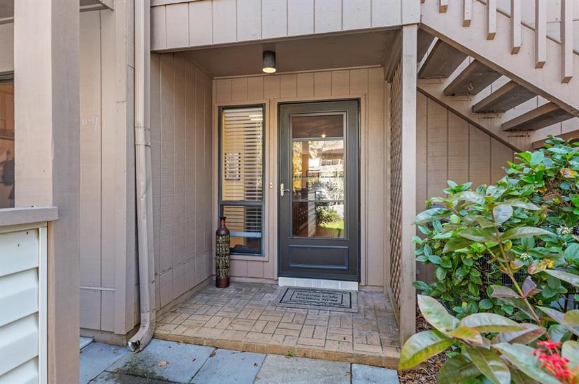 Picture of 1680 Brookhouse Circle Unit 110, Sarasota FL 34231
