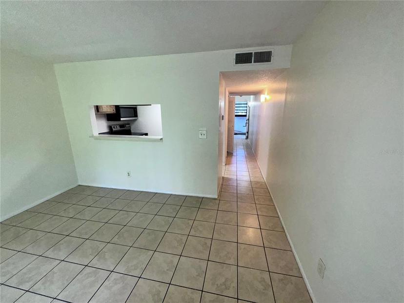 Picture of 7177 E Bank Drive Unit 102, Tampa FL 33617