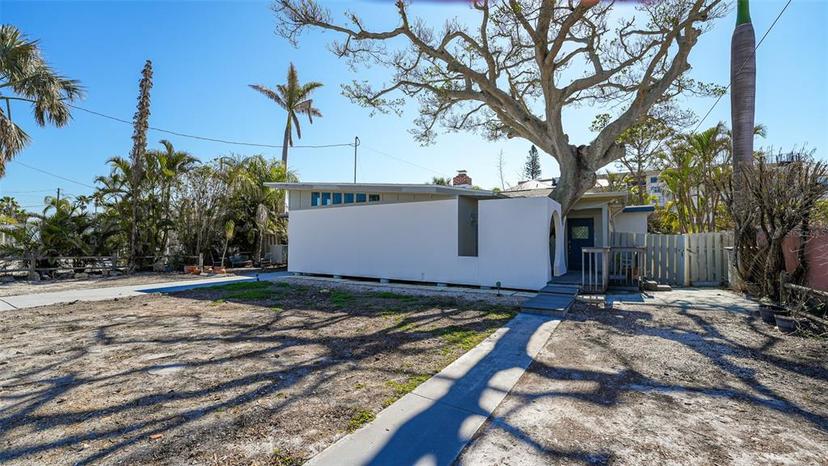Picture of 132 Harrison Drive, Sarasota FL 34236