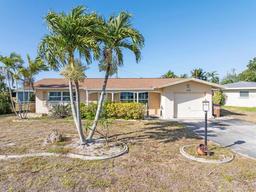Picture of 1332 SE 44Th Street, Cape Coral, FL 33904