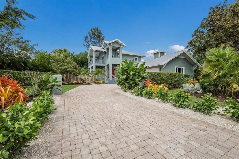 Picture of 501 Reclinata Drive, Longboat Key FL 34228