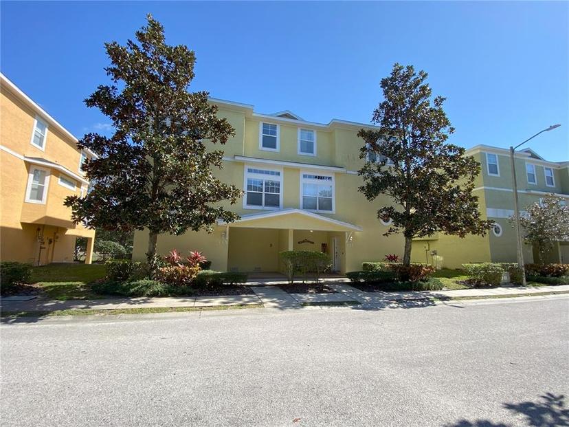 Picture of 415 Bayou Village Drive, Tarpon Springs FL 34689