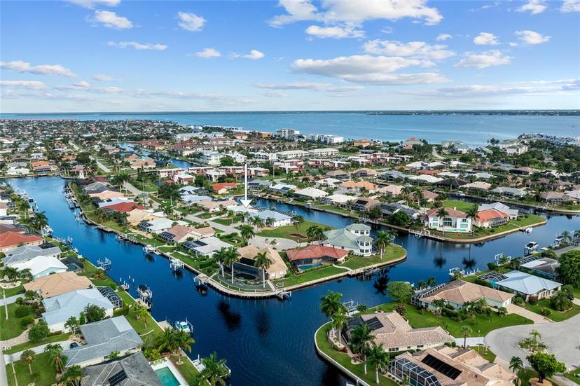 Picture of 1118 Treasure Cay Court, Punta Gorda FL 33950