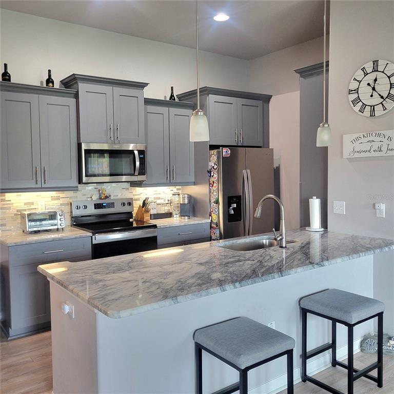 Picture of 6421 Banyan Boulevard Unit 302, New Port Richey FL 34652